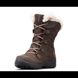 Columbia Woman’s Ice Maiden II Boot Wide in Brown
